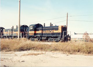 Eastbound Indiana Harbor Belt transfer train. Alsip Illinois. Late October 1990. by Eddie from Chicago