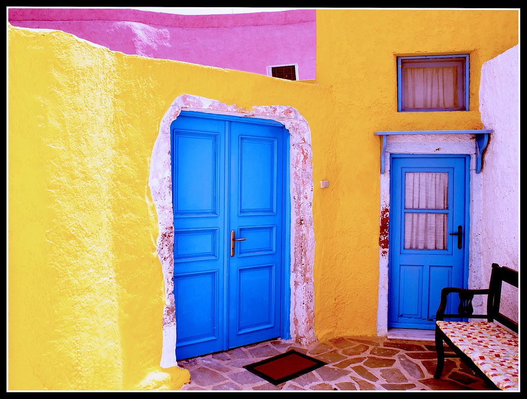 The Coloured House - La casa Colorata (Santorini)