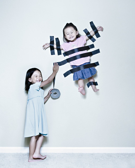 2813483050 3902d93d9e z Creative Dad Takes Adorable Portraits of Daughter 