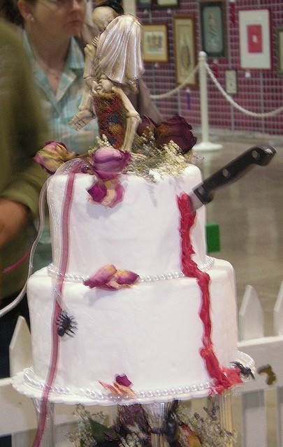 Corpse Bride Wedding Cake I had a double take when I saw the knife sticking 
