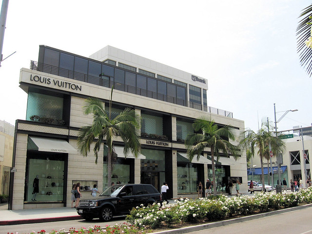 Louis Vuitton @ Beverly Hills, CA | Flickr - Photo Sharing!