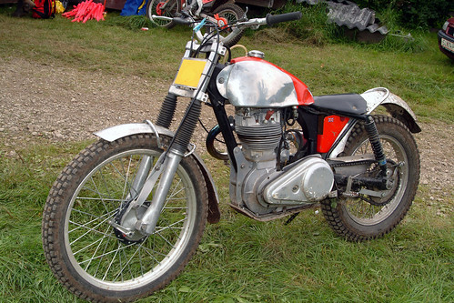 Vintage Classic Trial Sport (c) 2005 Бернхард Эггер :: ru-moto images 430