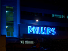 Philips developing energy gathering OLED sunroof concept leaves roof open for other exciting applications
