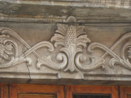 Baroque corn decoration