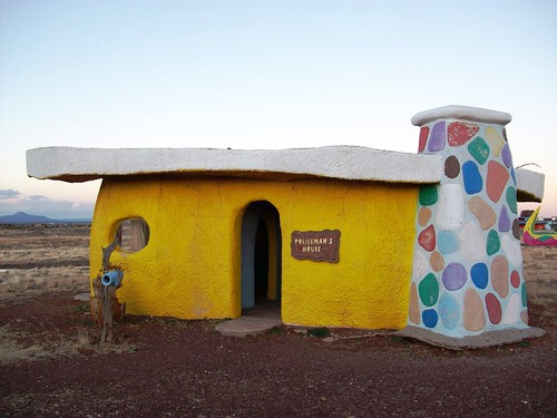 Policeman's house at Bedrock City, AZ.  Who knew policemen could be so colorful? - bedrock23x