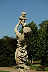 "Mother with child" - statue