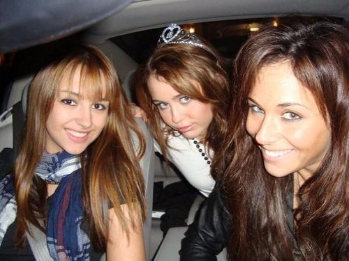 Miley Cyrus with Mandy Jiroux and friend