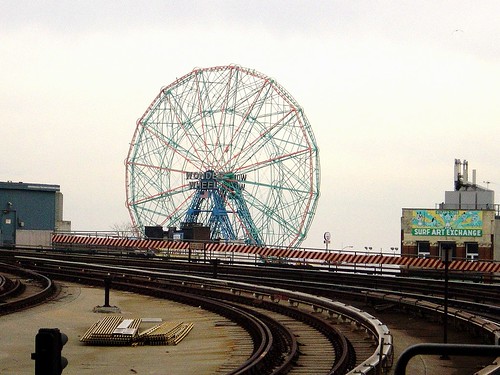 Coney Island / The Wonder Wheel