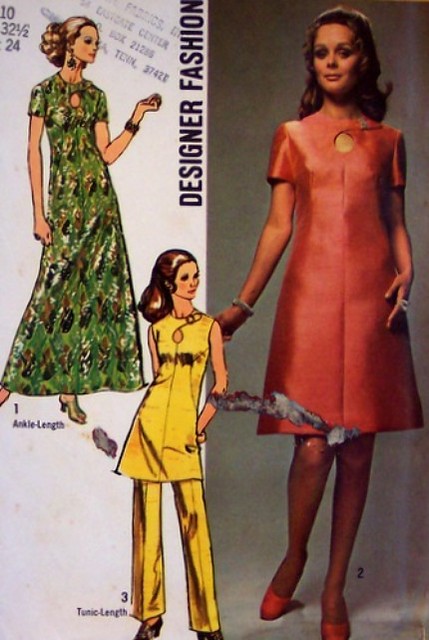 Vintage Simplicity 9014 Designer Fashion Pattern Keyhole Tunic Pants Dinner Dress Evening Dress Long Short Size 10 Bust 32.5 Waist 24 Mod 70's