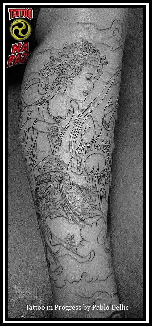 tatuagem de gueixa orientalGueisha tattoo by Pablo Dellic