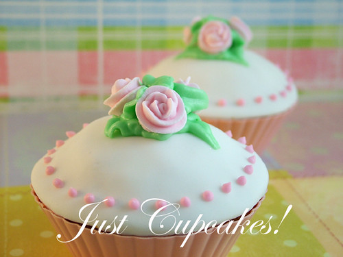 Pretty Cupcakes Private commission cupcakes for print ad