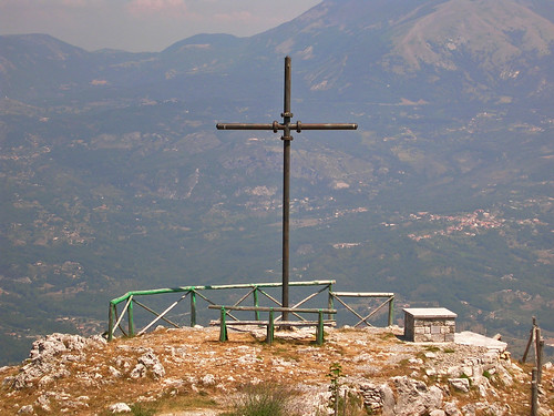 croce su monte Serra Pollino