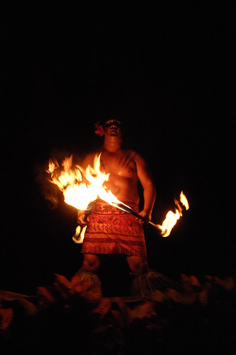 Samoan Fire-knife dance (Photo by Timothy Tolle via Compfight)