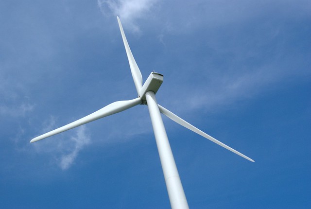 Wind turbine blades