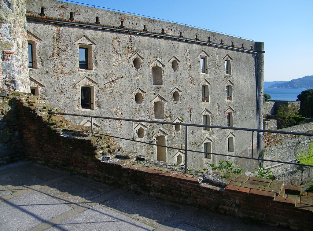 7] Savona (SV): fortezza del Priamàr - ❷