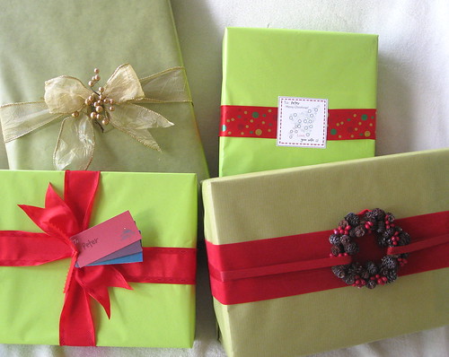 christmas present wrap