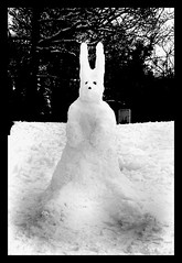 Snow Rabbit on the Roof von Tina Henderson