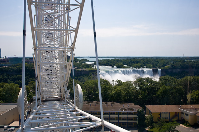 Skywheel in Niagara Falls 2