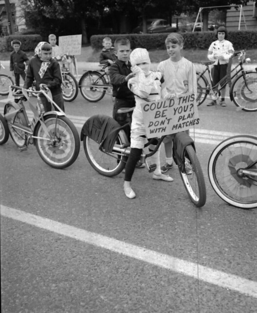 Fire Prevention Parade 1955, Bikes
