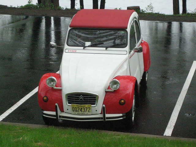 Citro n 2CV Dolly Parked beside the Delaware River in Frenchtown NJ
