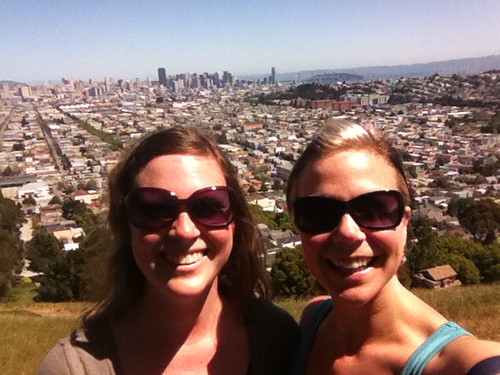 Absolutely lovely (and healing) hike up bernal with @matirose! Great way to start the day.