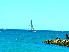 Domingo de mayo en la playa de Pinedo - Valencia