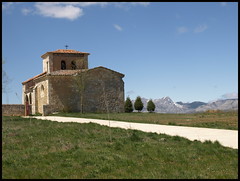Loma de Castrejón (Palencia). Iglesia de San Juan Bautista