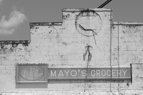 Mayo's Grocery - Black and White