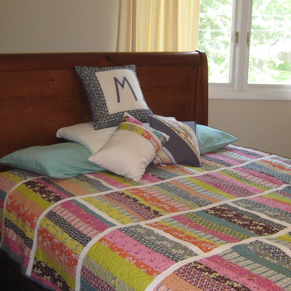Our new quilt and pillows!