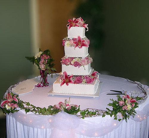  to handle all styles of weddings and arrangements from Contemporary to