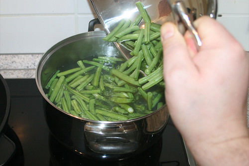 41 - Bohnen kochen / Cook beans