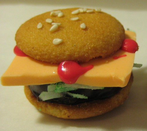 Burger Bite Cookies cheeseburger