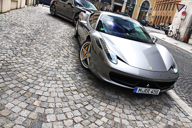 We've almost overseen this Ferrari 458 Italia Maybe because of it's colour