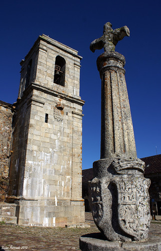 Campanario del Santuario de Nuestra Señora de la Peña de Francia y Cruz de El Rollo - Peña de Francia - Salamanca
