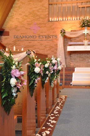 Pew floral arrangements for church Pearisburg Virginia Wedding Planning 