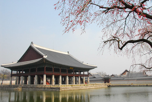Gyeongbok Palace (景福宮)