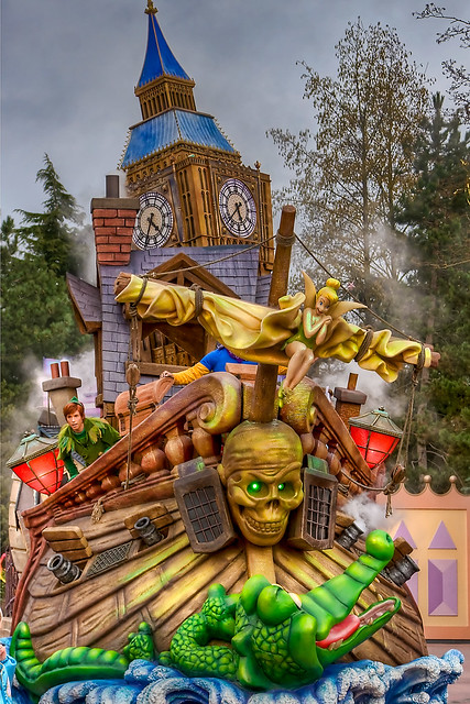 DLP Feb 2009 - Disney's Once Upon a Dream Parade Peter Pan float