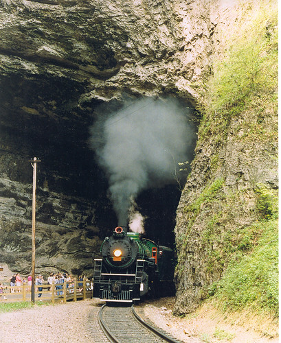 Natural Tunnel with 4501 Steam Engine