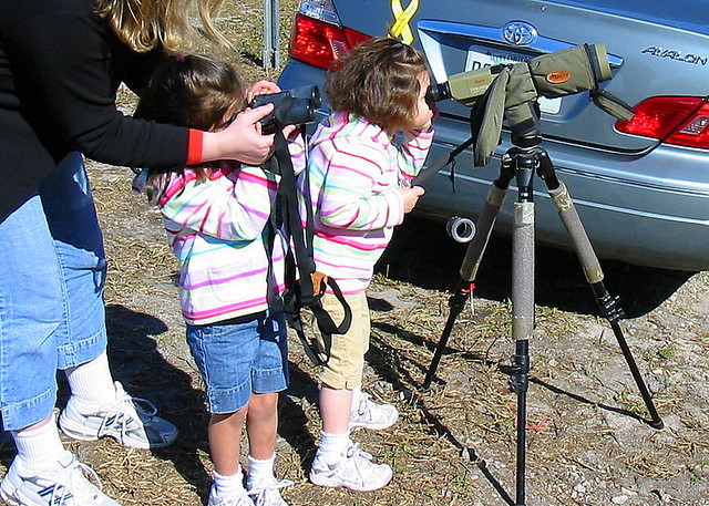 Granddaughters Viewing Eagle Nest 20090205