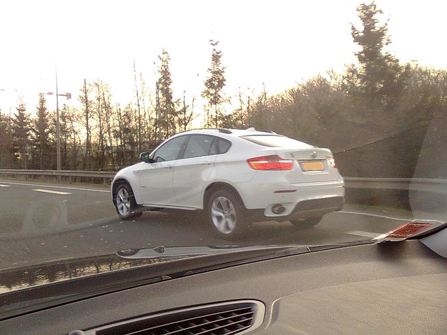 BMW X6 in white