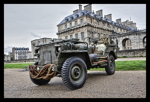 HDR Jeep Willys MB  - Vincennes en anciennes by _PEC_