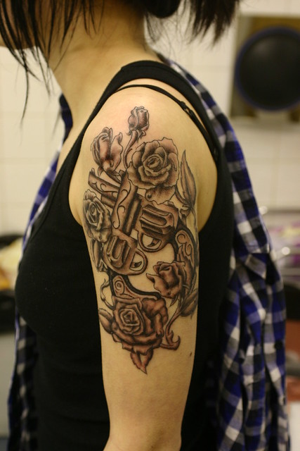 guns n roses tattoo shaded custom design colour added later
