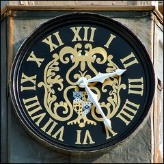Outdoor Clocks & Sundials