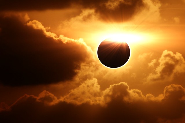 TOTAL ECLIPSE..... | Flickr - Photo Sharing!