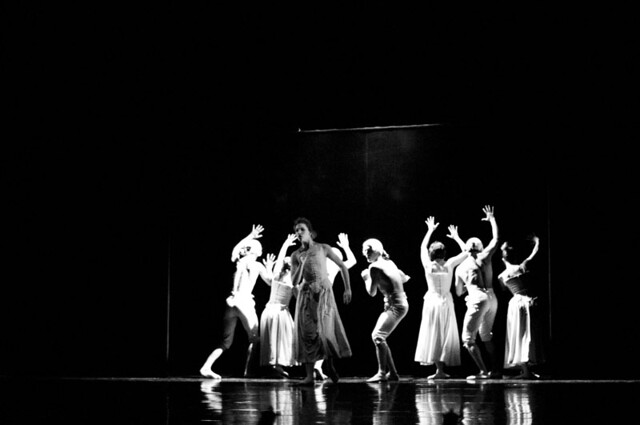 IT Dansa. Sechs tänze. by Jiri Kylian