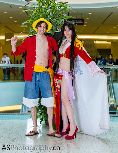 Luffy and Boa from One Piece by Bamzy Cosplay at March Toronto Comic Con 2014 by andreas_schneider