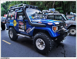 4x4 Borneo Safari 2009 Flag Off - Toyota Landcruiser Mark II SWB