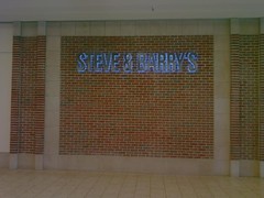 Steve & Barry's Southridge Mall Des Moines, Iowa