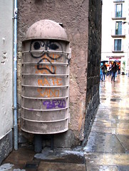 a friendly dustbin in barcelona by nick wright planning, on Flickr