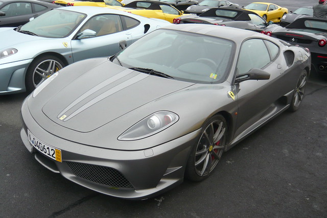Grey Ferrari 430 Scuderia